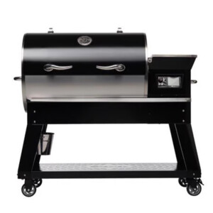 Recteq Backyard Beast 1200 Wood Pellet WiFi Grill and Smoker (Used Once)